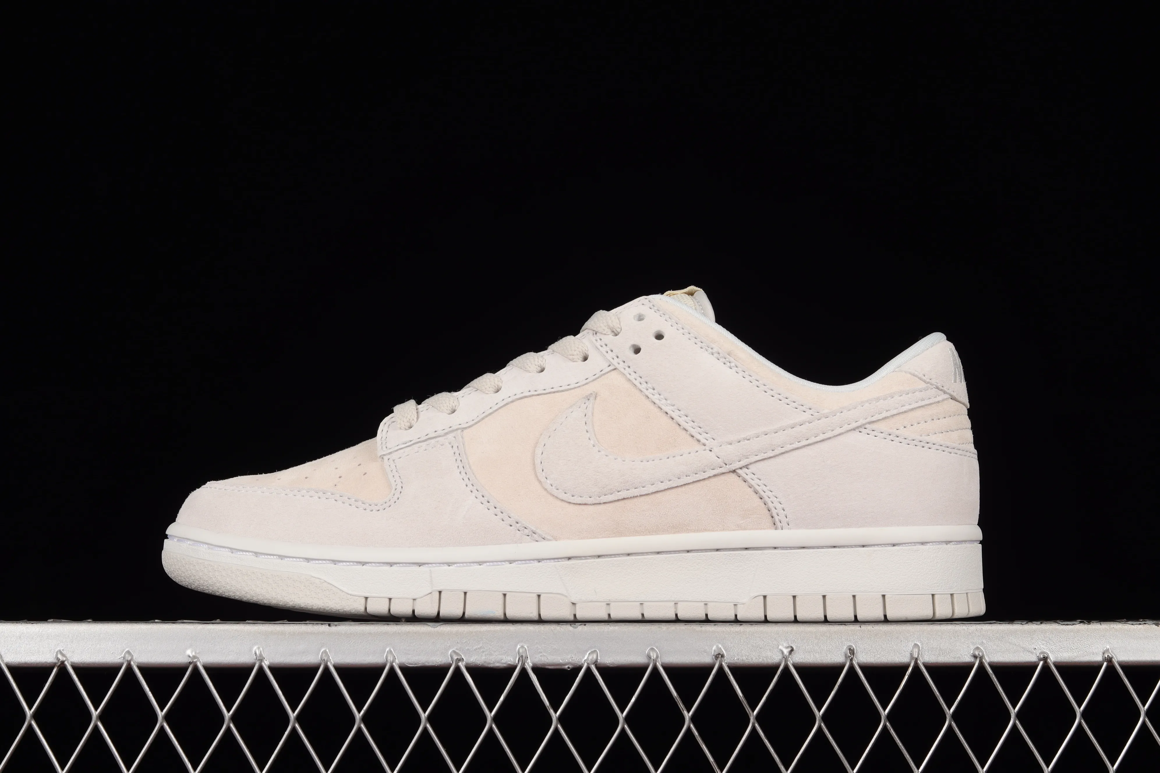 All categories Nk SB Dunk series Nk SB Dunk Low low-top sneakers F version Nk Dunk Low Retro "Vast Grey" retro milk gray SB low-top sports and leisure sneakers DD8338-001